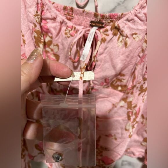 FREE PEOPLE Hilary Printed Top in “Pink Combo” Size XS MSRP $98 - Picture 11 of 13